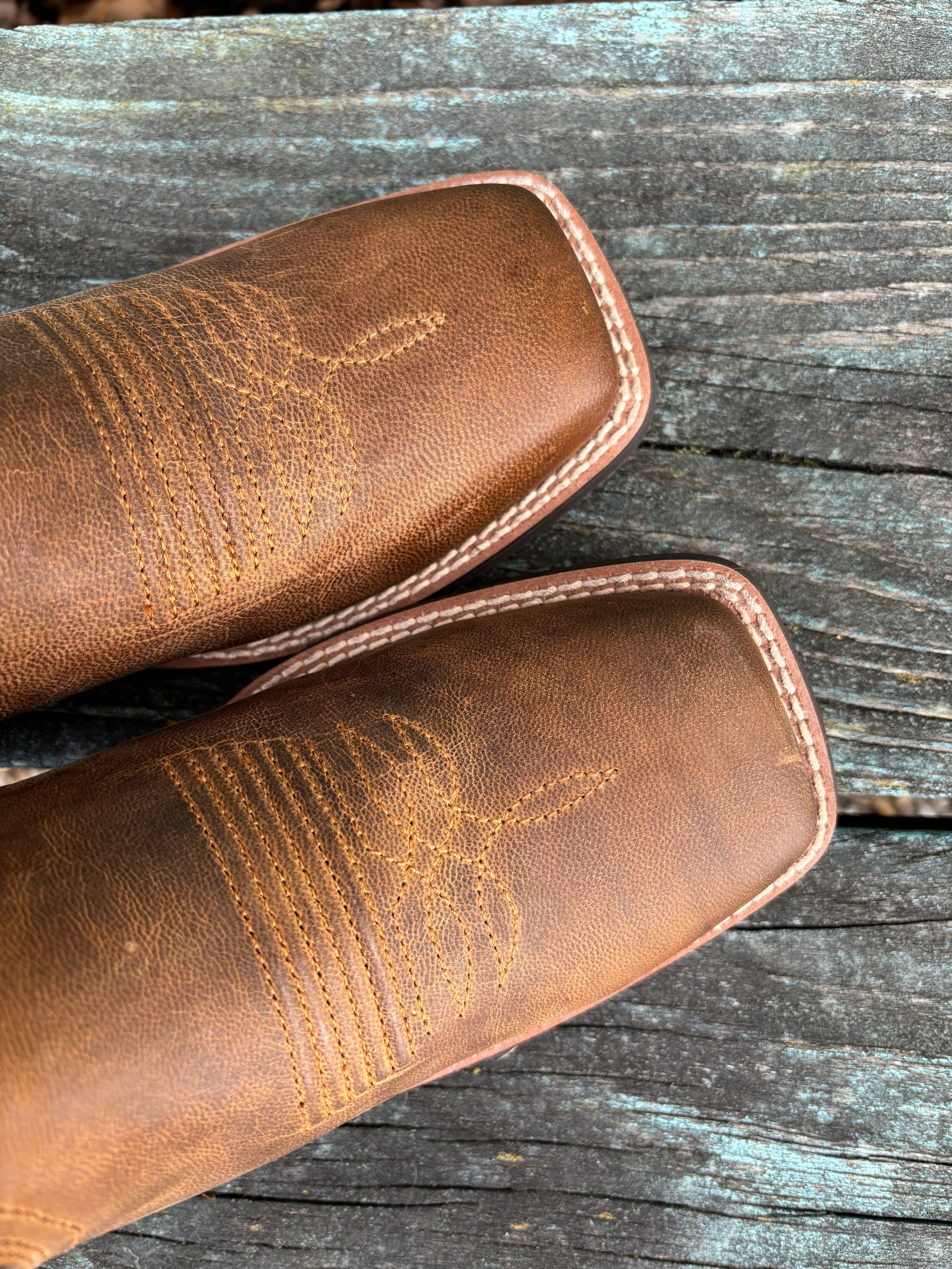 Ariat Women's Round Up Ruidoso Burnished Chestnut Square Toe Cowgirl Boot 10051066