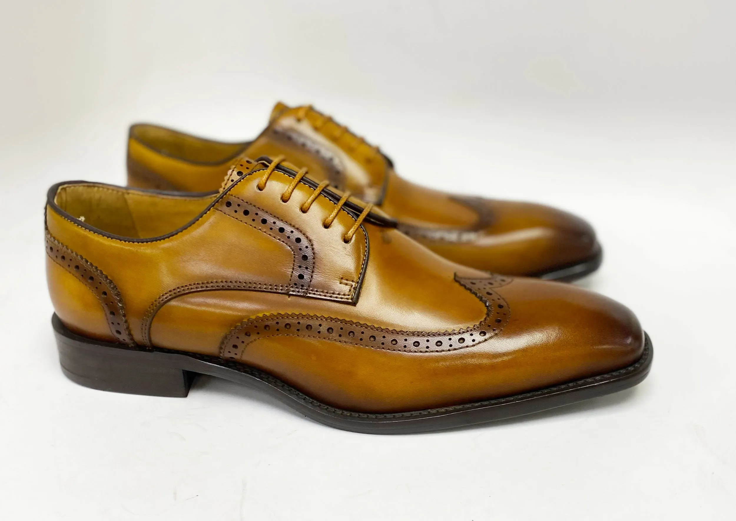 Burnished Leather Lace-Up Shoe Cognac