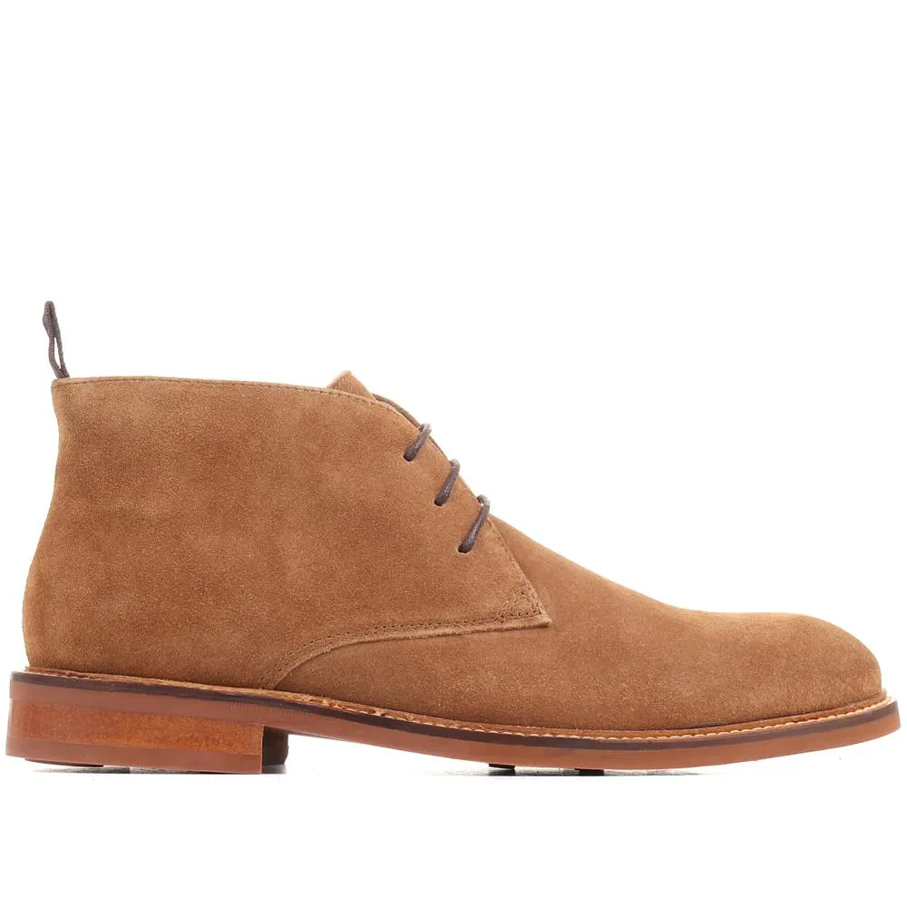 Deacon Suede Chukka Boots - DEACON / 319 224