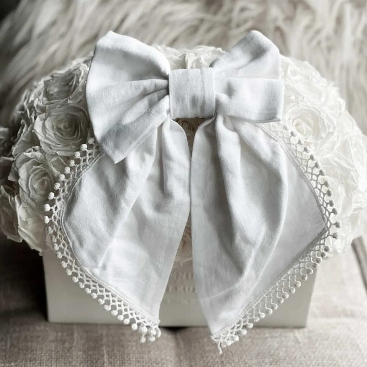 Jaylin White Linen Hair Bow