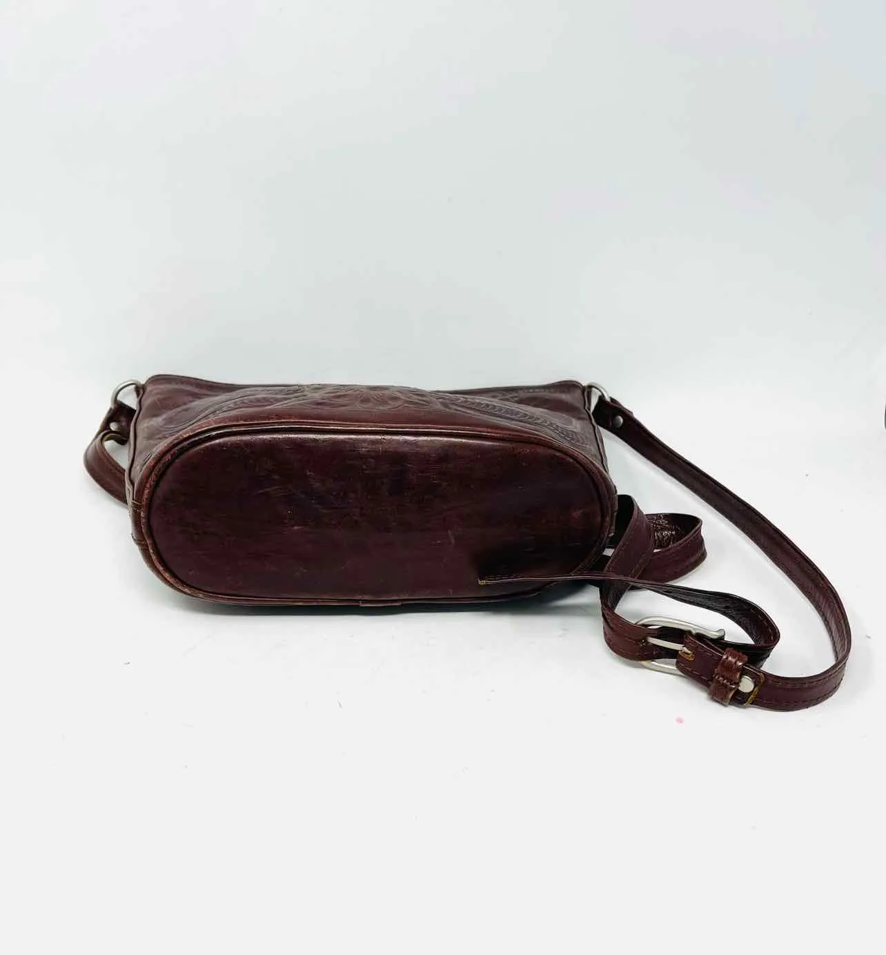 Leaders in Leather Brown/Black Star Embossed Purses Purse