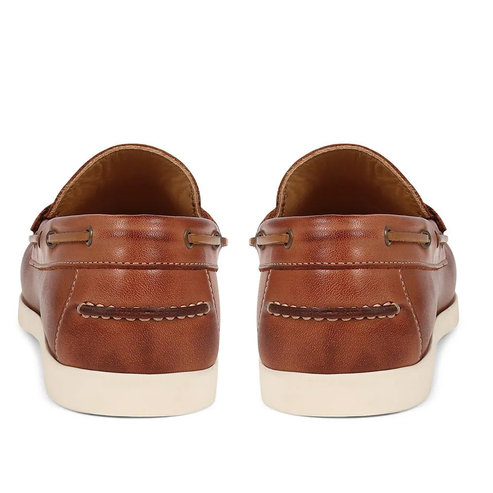 Partick Leather Moccasin  - PARTICK / 325 135